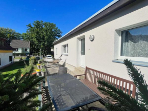 Ferienhus Baabe - Ferienhaus mit Terrasse, gratis Nutzung vom AHOI Erlebnisbad und Sauna in Sellin, Baabe